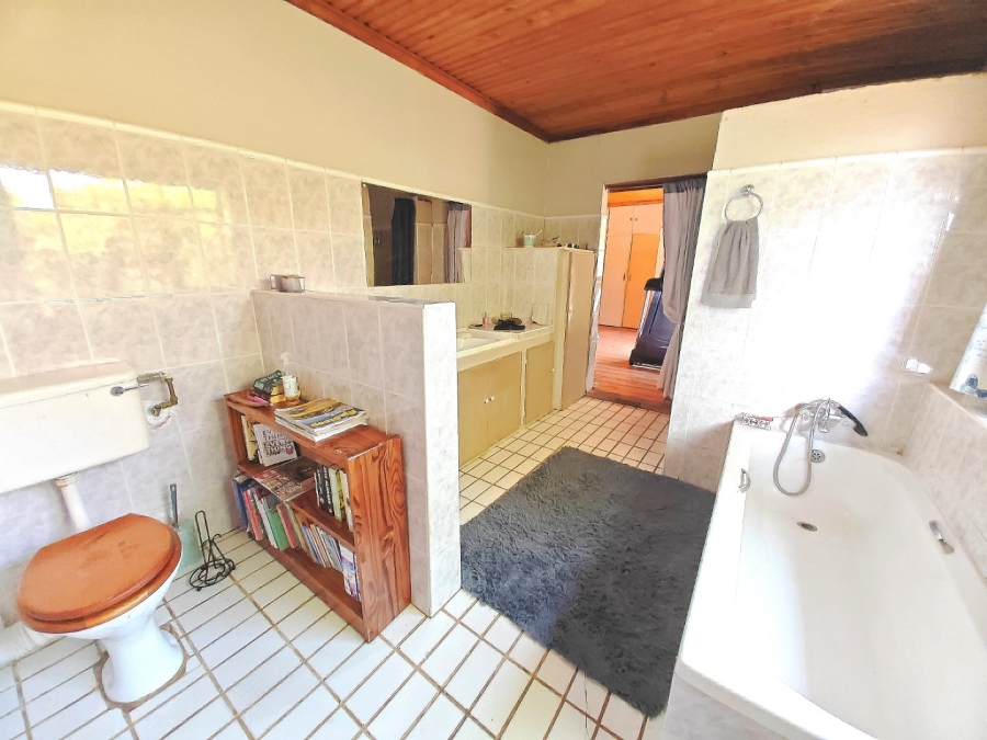 5 Bedroom Property for Sale in Bloemdal Free State